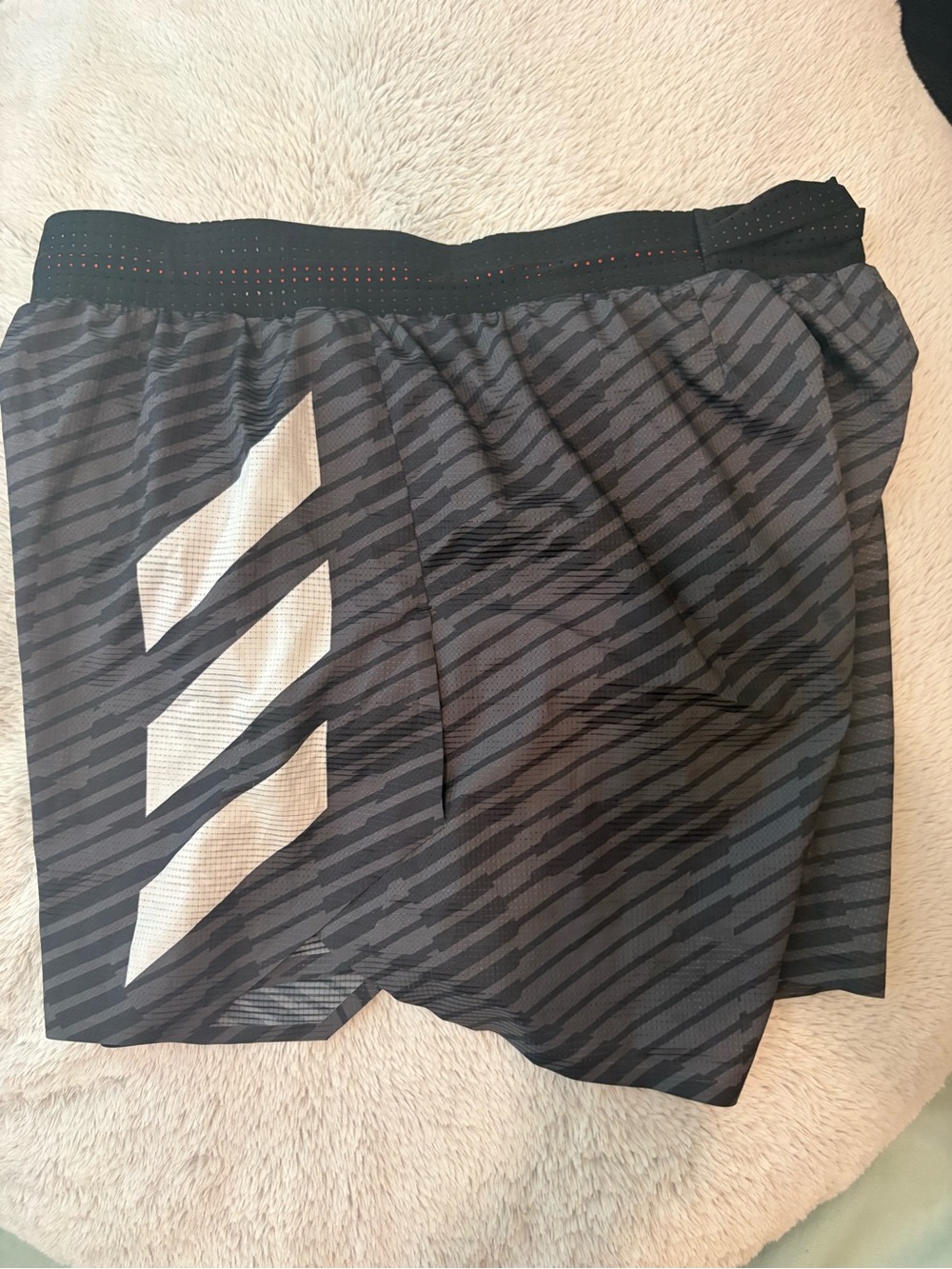 Adidas terrex techrock Black/Gray 5” Running Shorts, size medium, good condition - Picture 6 of 6